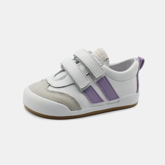 Zapatillas Milan en color Lila, calzado barefoot para niños de Pies Libres. Flexibles, ergonómicas y ligeras, ideales para el desarrollo natural del pie infantil. 💡 Ideal para todo tipo de empeines.