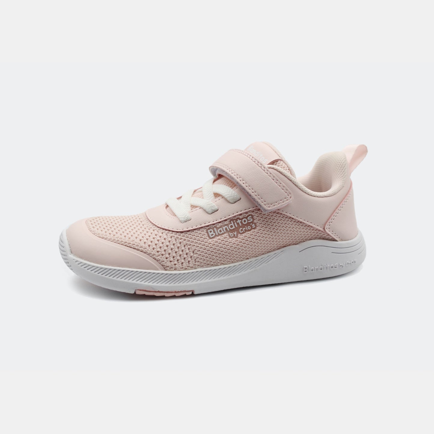 Zapatillas Venus en color Rosa, calzado barefoot para niños de pies libres, flexibles, ergonómicas y ligeras, ideales para el desarrollo natural del pie infantil. 💡 Ideal para todo tipo de empeines.
